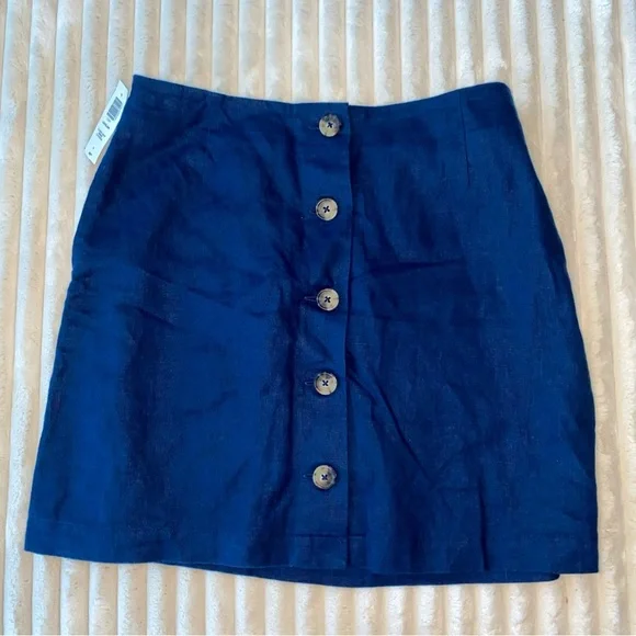 Wilfred Aritzia Linen Skirt Navy Blue Size 6 Button Front Mini Skirt NWTLachlan - Picture 1 of 6